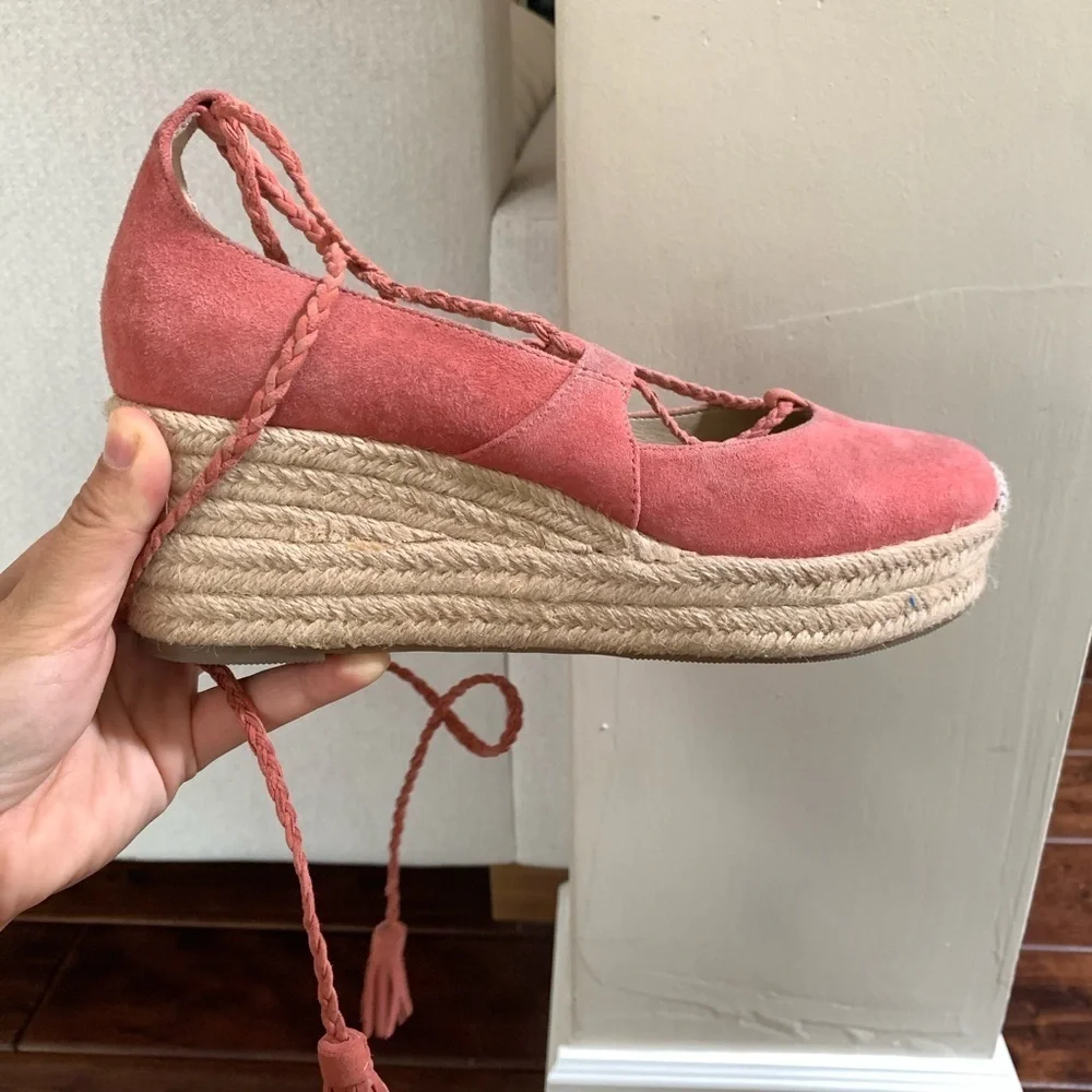 ANN TAYLOR▪️Coral Seude‎ Esparadrilles Wedge.